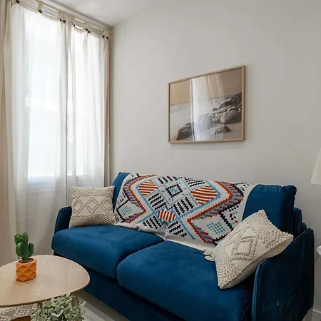 Cozy Renovated - 1br4p - Hyper Center Appartement