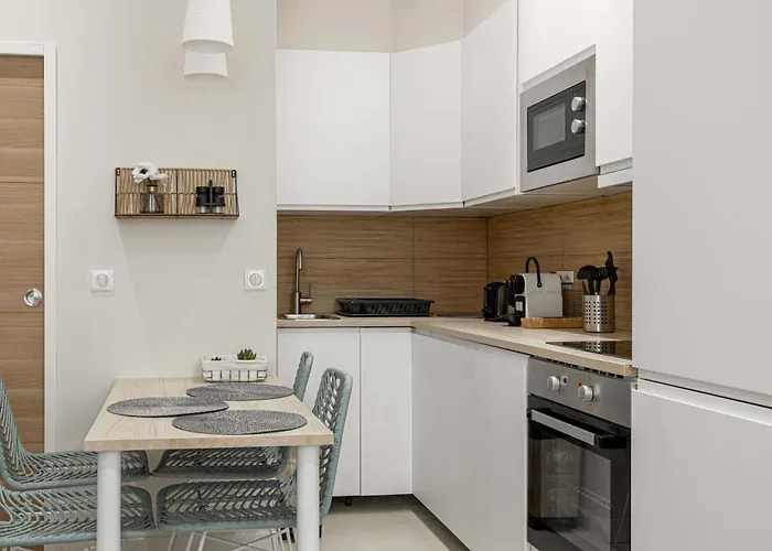 Cozy Renovated - 1br4p - Hyper Center Antibes