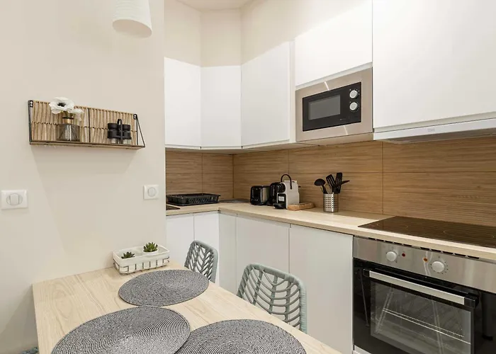 Cozy Renovated - 1br4p - Hyper Center * Antibes