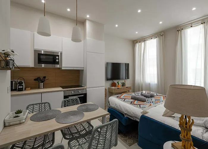 Cozy Renovated - 1br4p - Hyper Center Appartement Antibes